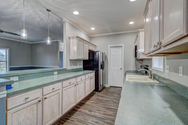 Photo - 4921 CR Wood Rd