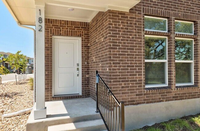 Photo - 605 W South St Unit 182