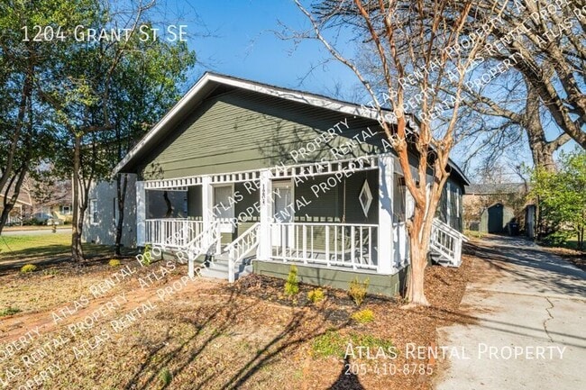 Photo - 1204 Grant St SE