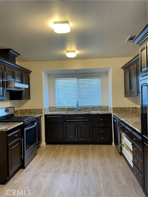 Photo - 8518 Cleta St