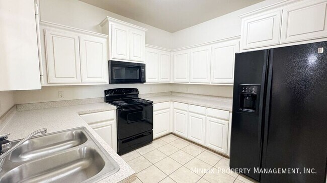 Photo - 6804 Oakridge Ave Unit B