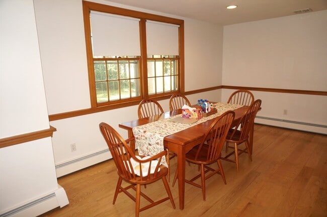 Photo - 119 Pine St