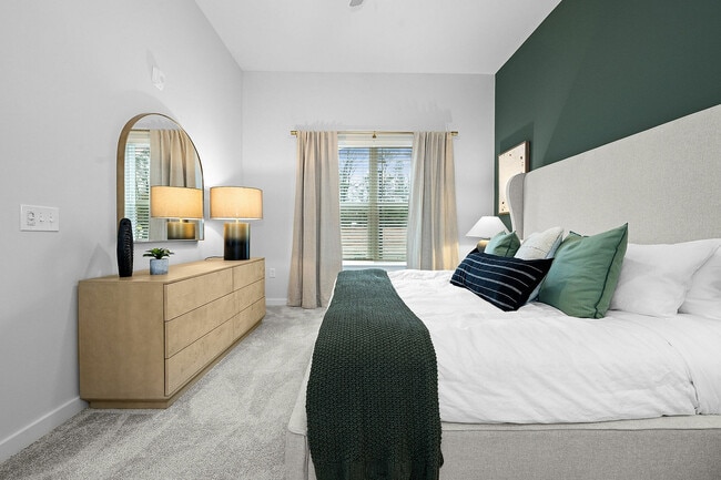 CEJAN25-2588 - Charlotte Exchange