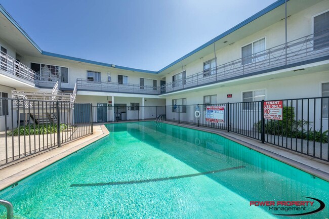 Building Photo - 2110 W El Segundo Blvd. Rental