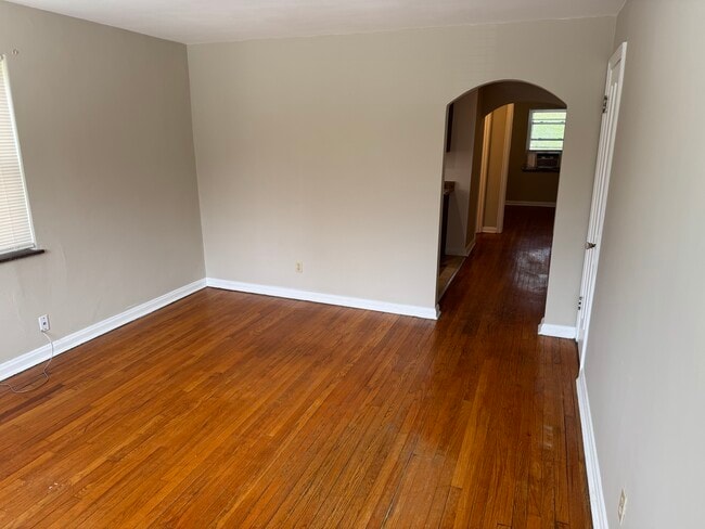 Photo - 2822 Lawndale Ave Unit 2