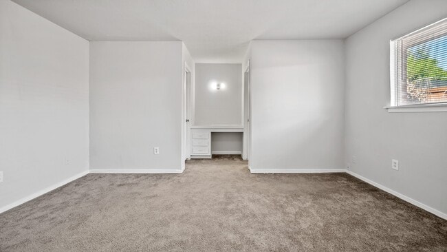 Photo - 406 Pamela Dr