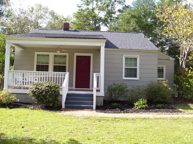 Building Photo - 402 Sanborn St Rental