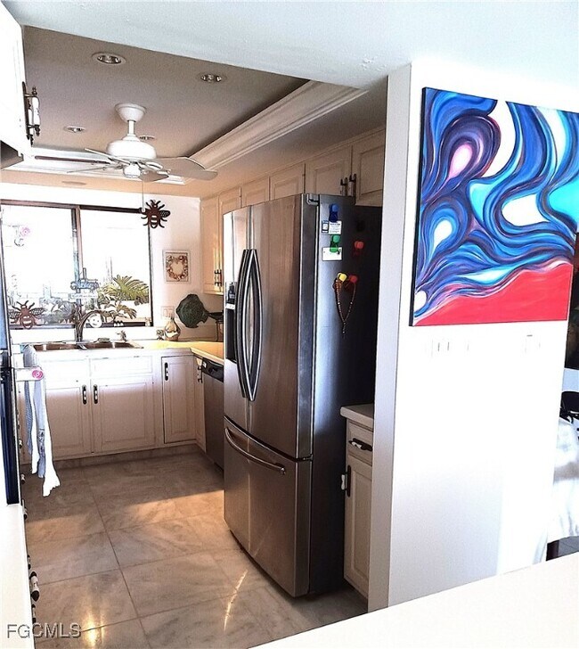 Photo - 5260 S Landings Dr Unit 405