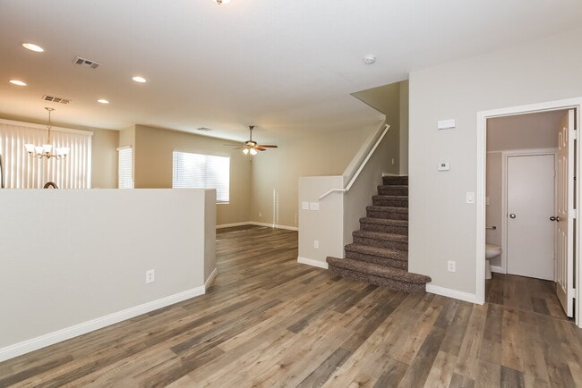 Photo - 6511 N Goldfield St