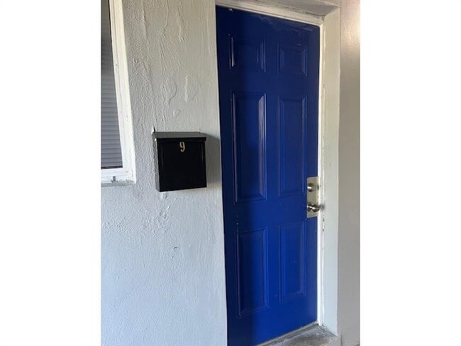 Photo - 2300 NW 6th St Unit 9