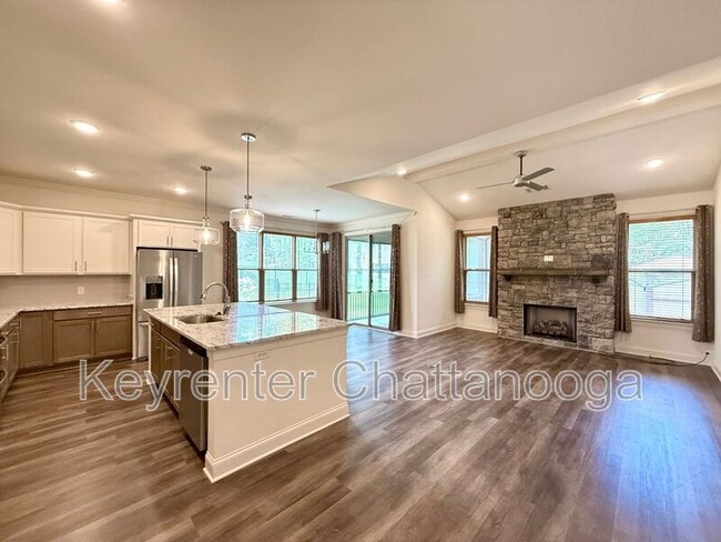 Building Photo - 7183 Mercedes Ln Rental
