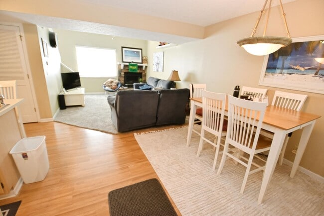 Photo - Fully furnished 2 bedroom 2 bath Condo steps to Notre Dame!