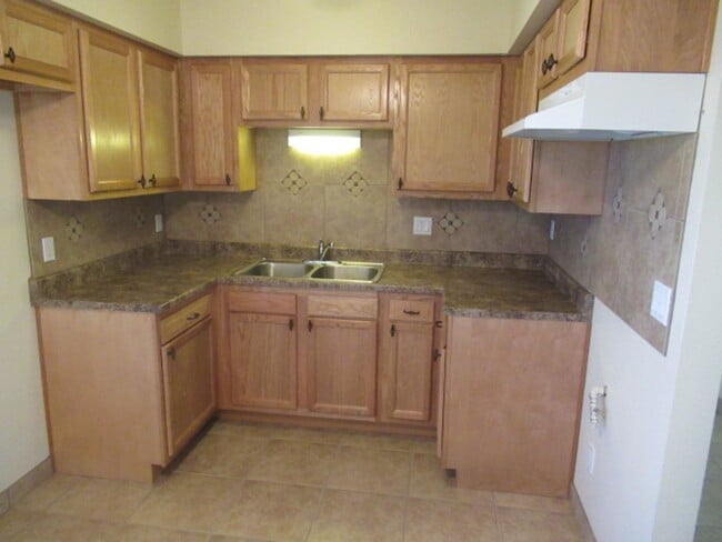 Photo - Sharp 2 Bed. 1 Ba. Duplex Apartment in Popular Menlo Park Neighborhood Near Downtown