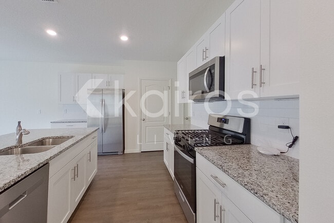 32205 Edson Ave