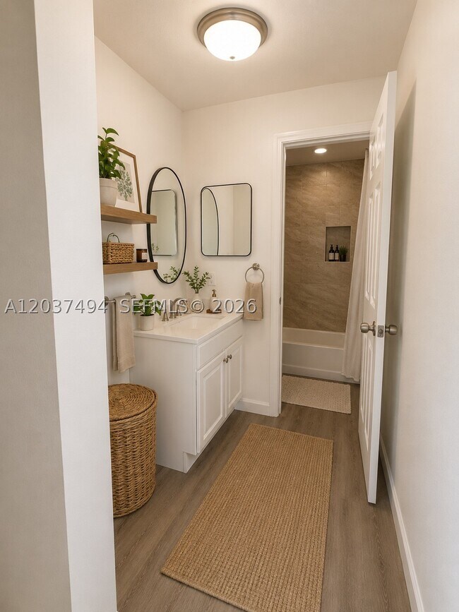 Photo - 2812 NW 55th Ave Unit 2A