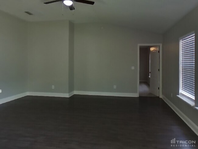 Photo - 2268 Eisner Dr