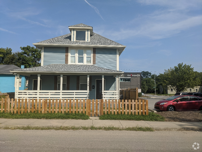 Building Photo - 309 Keystone Ave Rental