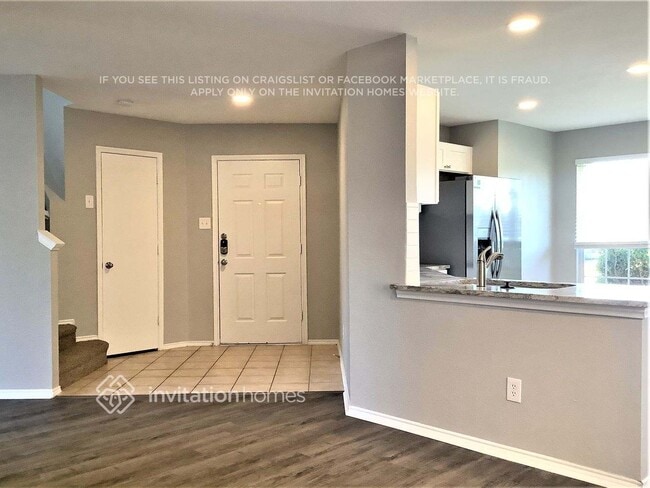 Photo - 717 Duke Dr