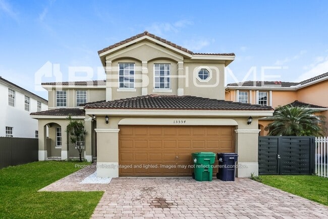 Building Photo - 15554 SW 41st Terrace