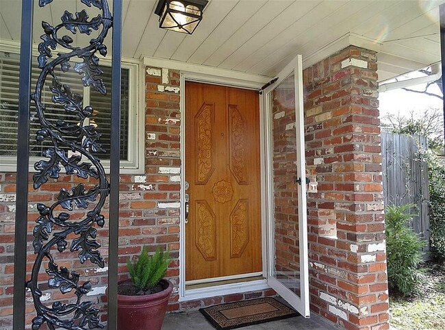 Photo - 3818 Bolivia Blvd