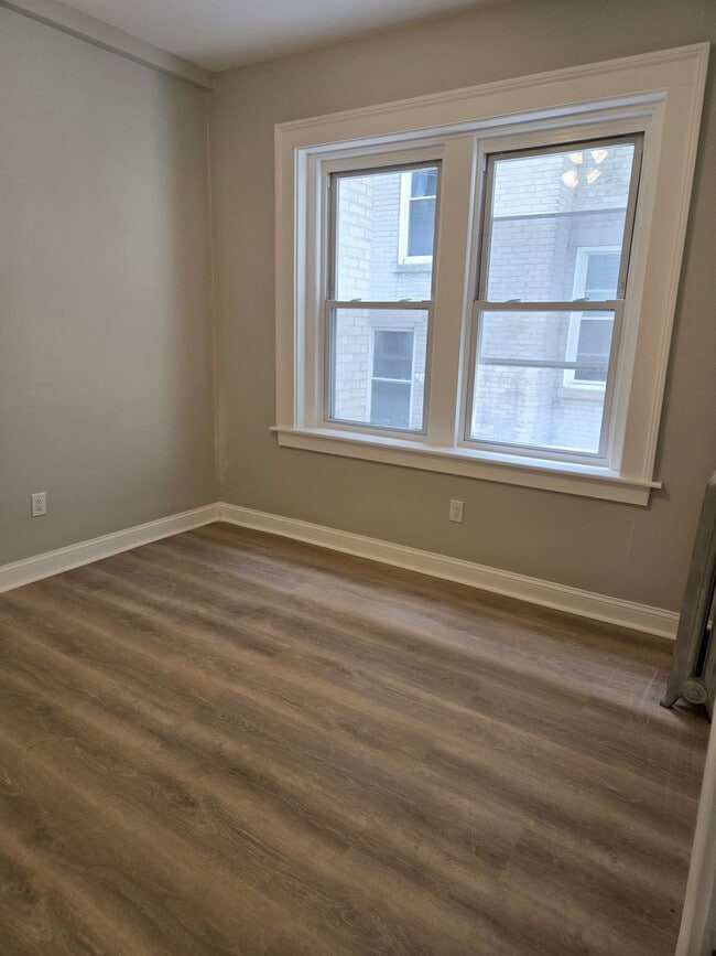 Photo - 2 bed/1 bath in Allston