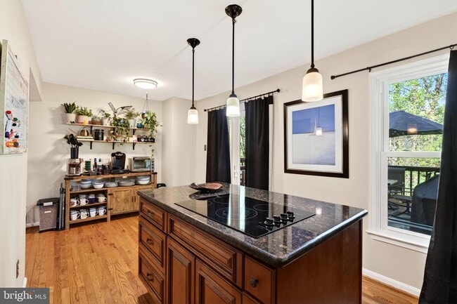 Photo - 14230 Oxford Dr