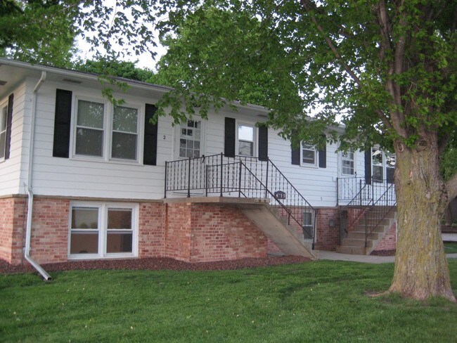 Front View - 4713 Ontario St Unidad #4