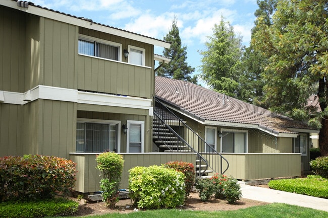 Sierra Meadows Apartments