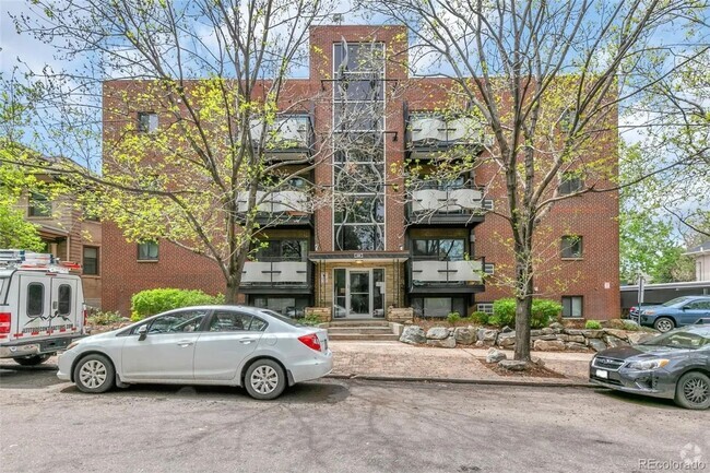 Building Photo - Beautiful 2 bedroom Condo in the Heart of ... Unit 101