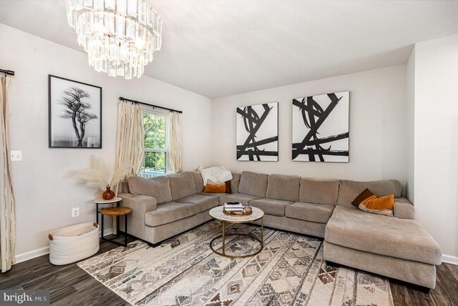 Photo - 605 Rising Sun Rd