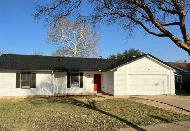 Photo - 604 Hill Cove