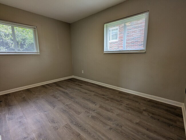 Photo - Haltere at Berkeley