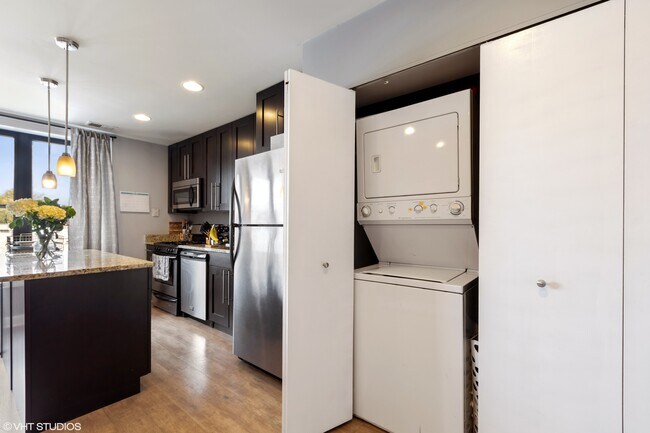 Photo - 1600 N Halsted St Unit 2J