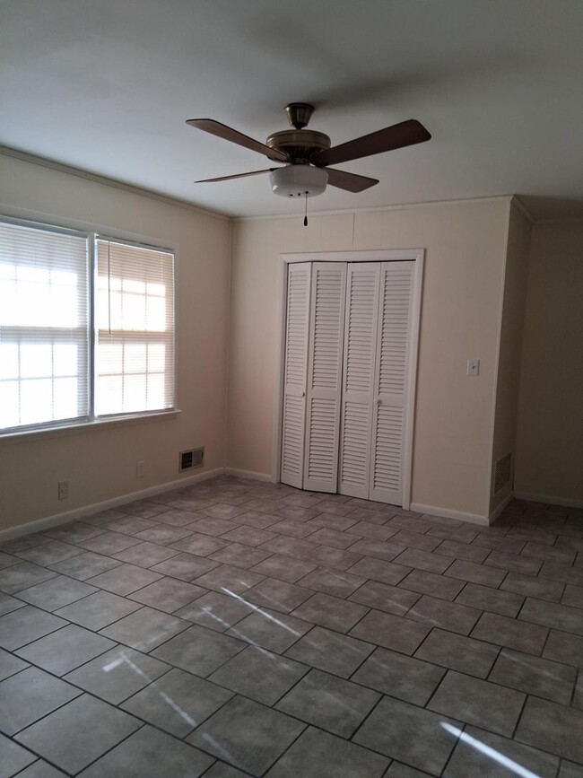 Photo - Center Point/Birmingham