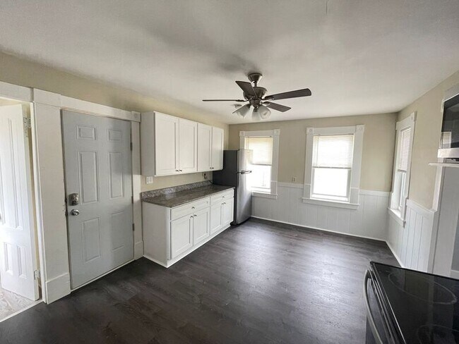 Photo - 139 W Hollis St Condo Unit #2