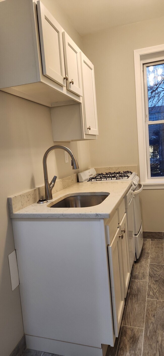 Photo - 36 Saint Germain St