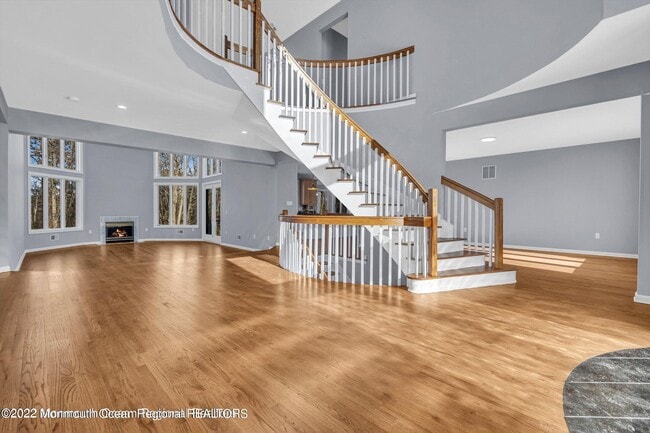 Photo - 10 Berkley Pl