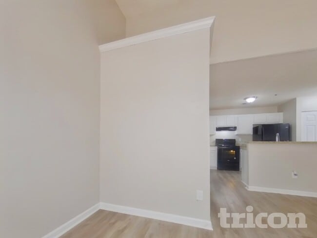 Photo - 3547 Lehigh Way