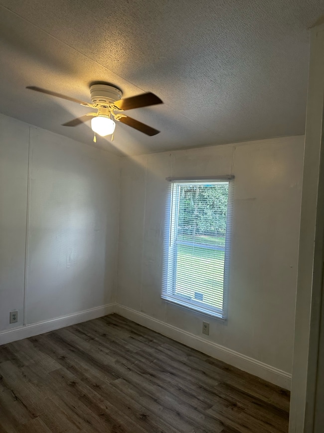 Photo - 1060 Piercewood Pt