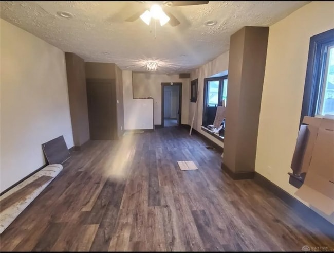 Photo - 22 E Parkwood Dr