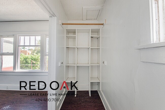 Photo - 246 Newport Ave