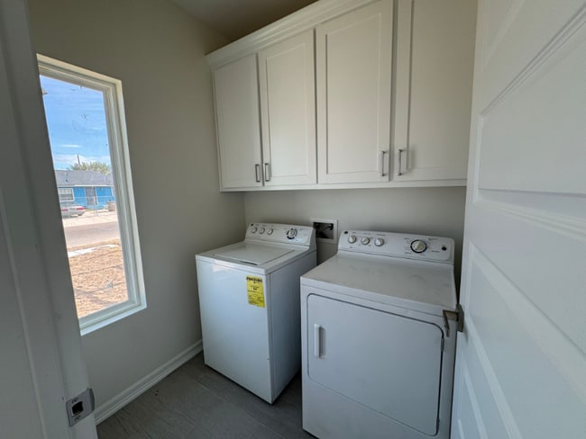 Photo - 3218 Nancy St