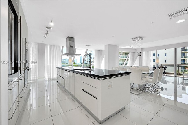 Photo - 2950 NE 188th St Unit 449