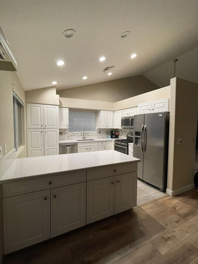 Photo - 3 Bedroom 2 Bath Home Off Durango