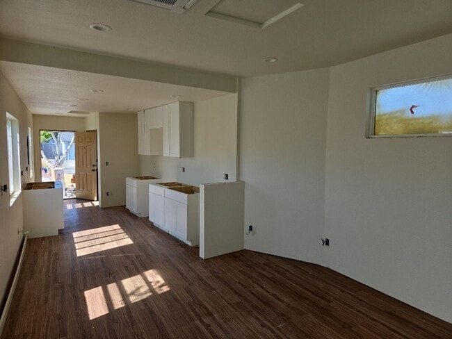 Photo - 2057 11th St Unit 2057 11th St #A [PRM: Andrew]