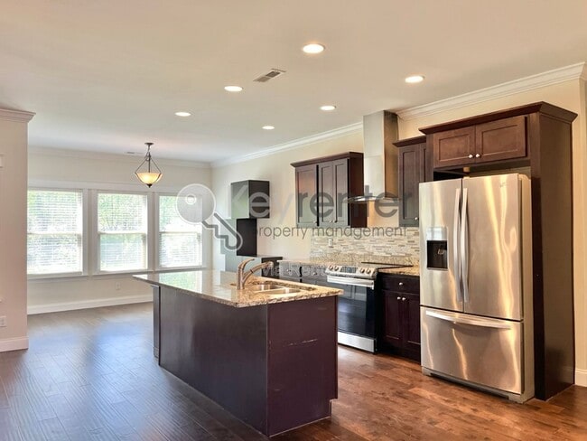 Photo - 2758 Waterhaven Dr