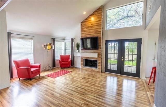 Photo - 4115 Rosser Square