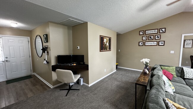 Photo - 95 Pollard Dr
