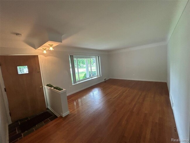 129 Pleasant Lake Dr