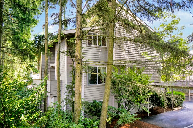 Building Photo - 3005 127th Plz SE Unit B-21